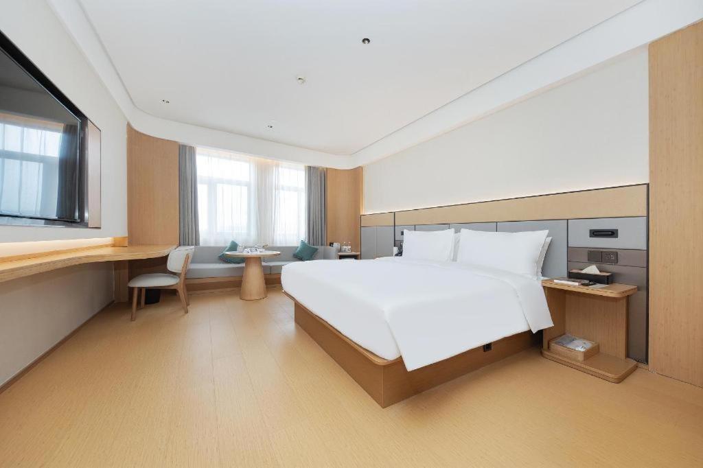 Ji Chongming Executive Center